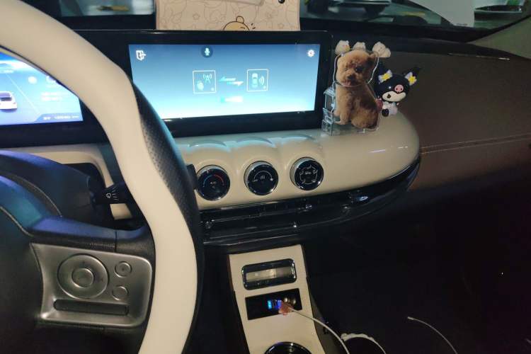 Used Wuling Bingo 2023 333km Enjoy+ Version Audio And AC Panel