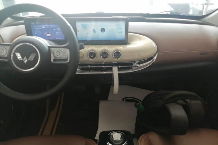 Used Wuling Bingo 2023 333km Enjoy+ Version Audio And AC Panel
