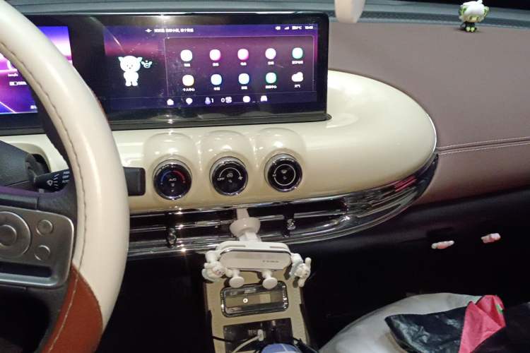 Used Wuling Bingo 2023 410 km Lingxi Deluxe Edition Audio And AC Panel