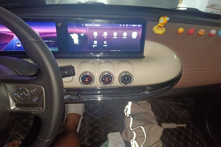 Used Wuling Bingo 2023 333 km Lingxi Connected Version Audio And AC Panel