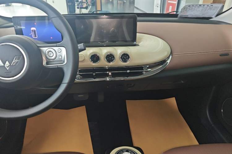 Used Wuling Bingo 2023 203km Comfort Edition Audio And AC Panel