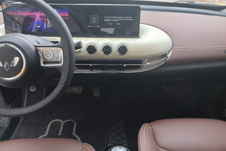 Used Wuling Bingo 2023 333 km Lingxi Connected Version Audio And AC Panel