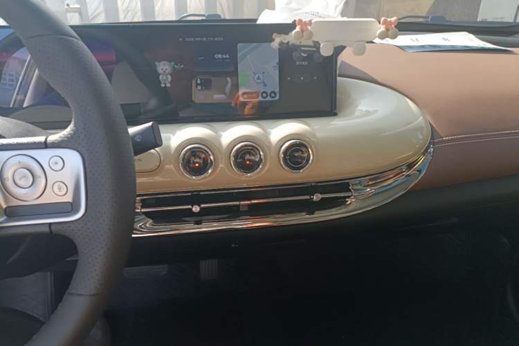 Used Wuling Bingo 2023 333 km Lingxi Connected+ Version Audio And AC Panel
