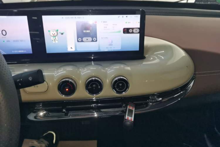 Used Wuling Bingo 2023 333 km Lingxi Connected Version Audio And AC Panel