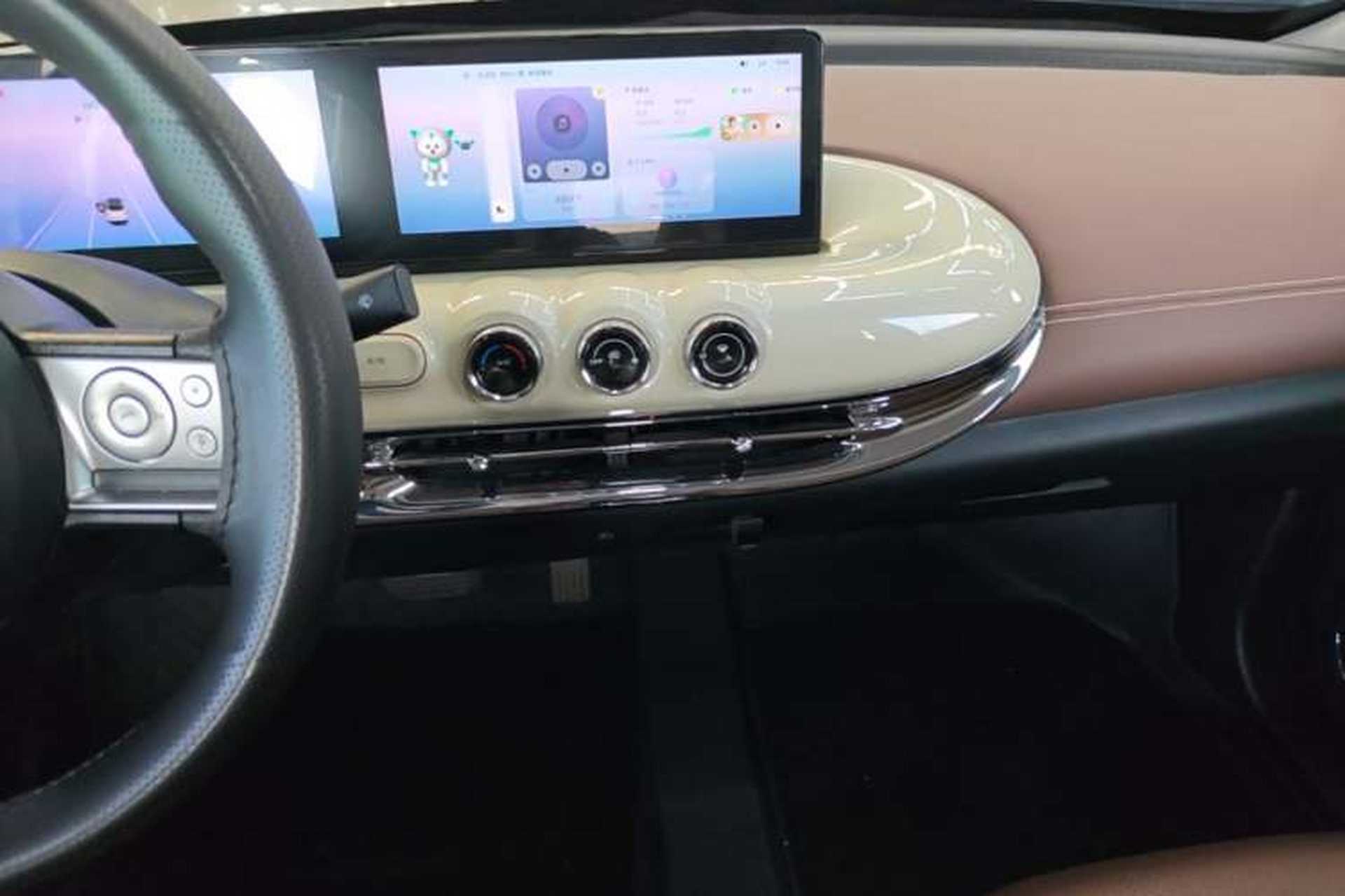 Used Wuling Bingo 2023 333 km Lingxi Connected Version Audio And AC Panel
