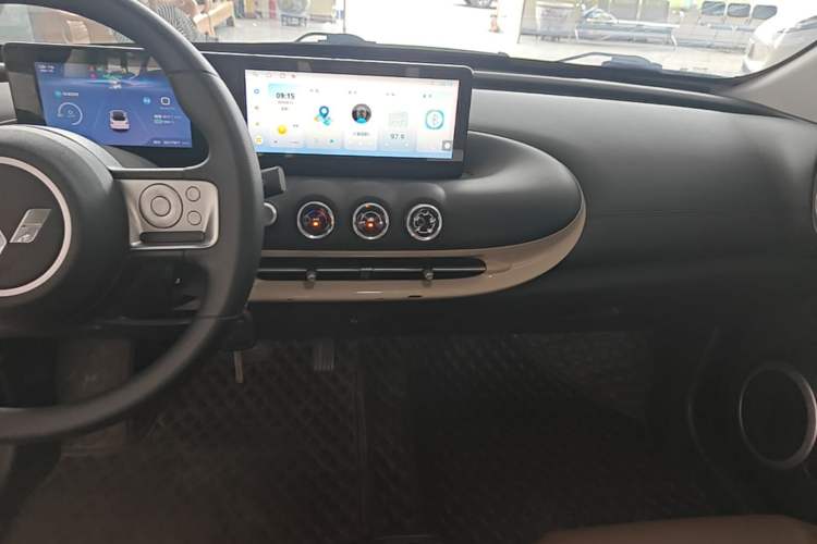 Used Wuling Bingo 2023 203km Light Edition Audio And AC Panel