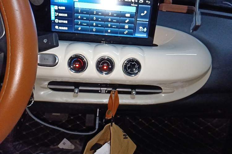 Used Wuling Bingo 2023 333 km Fast-Share Version Audio And AC Panel