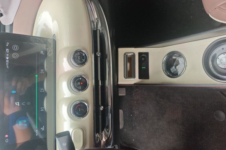 Used Wuling Bingo 2023 333 km Enjoyment Version Audio And AC Panel
