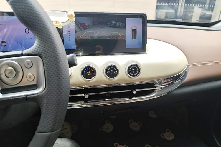 Used Wuling Bingo 2023 410 km Lingxi Deluxe Edition Audio And AC Panel