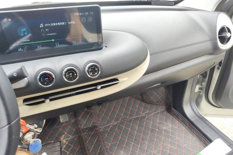 Used Wuling Bingo 2023 333 km Fast-Share Version Audio And AC Panel