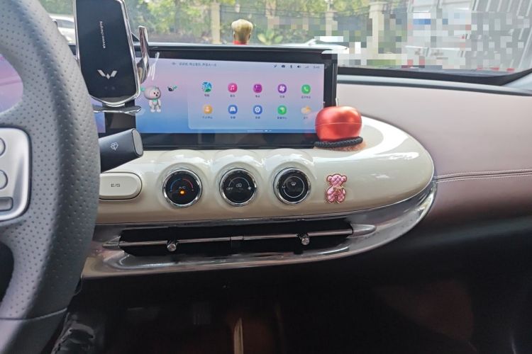 Used Wuling Bingo 2023 333 km Lingxi Connected Version Audio And AC Panel