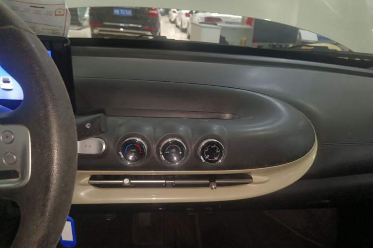Used Wuling Bingo 2023 203km Light Edition Audio And AC Panel