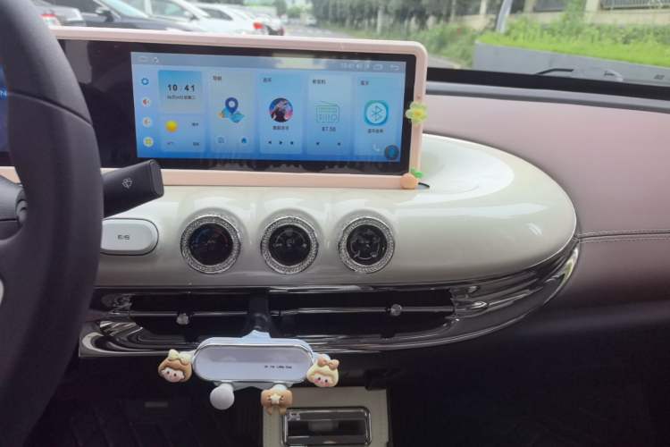 Used Wuling Bingo 2023 203km Comfort Edition Audio And AC Panel