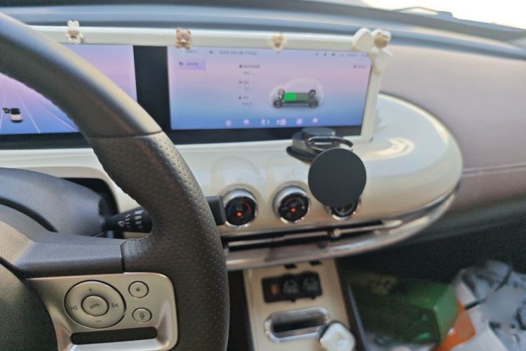 Used Wuling Bingo 2023 333 km Lingxi Connected Version Audio And AC Panel