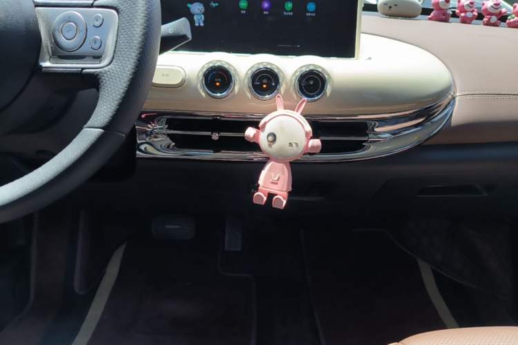 Used Wuling Bingo 2023 333 km Lingxi Connected+ Version Audio And AC Panel