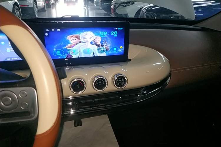Used Wuling Bingo 2023 333 km Enjoyment Version Audio And AC Panel