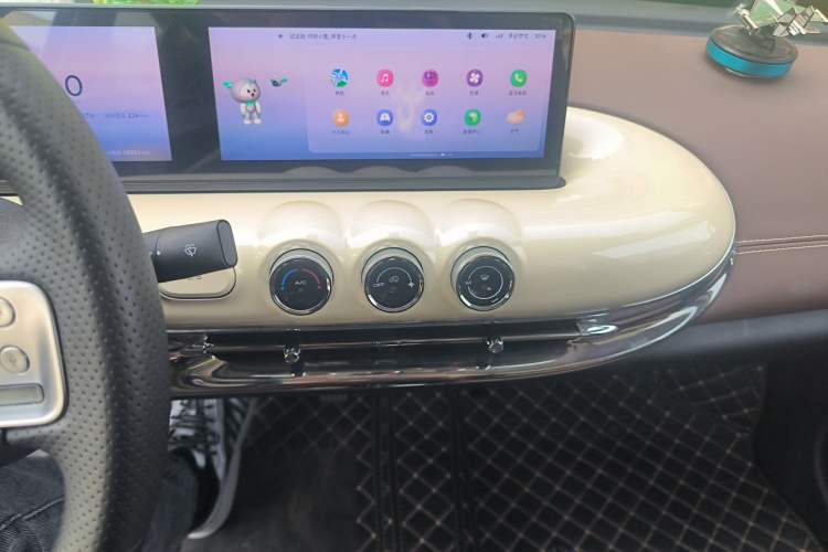 Used Wuling Bingo 2023 333 km Lingxi Connected Version Audio And AC Panel
