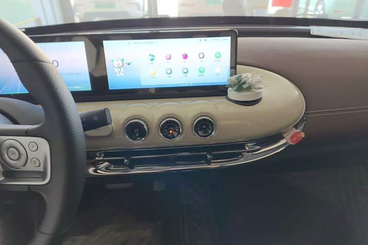 Used Wuling Bingo 2023 410 km Lingxi Deluxe Edition Audio And AC Panel