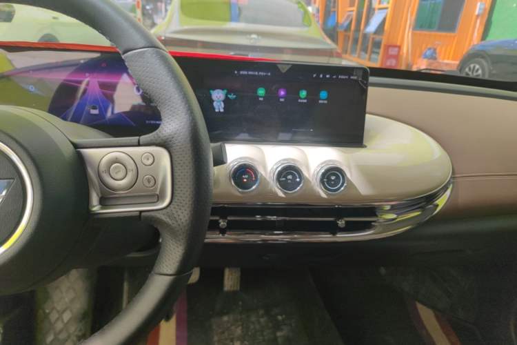 Used Wuling Bingo 2023 333 km Lingxi Connected Version Audio And AC Panel