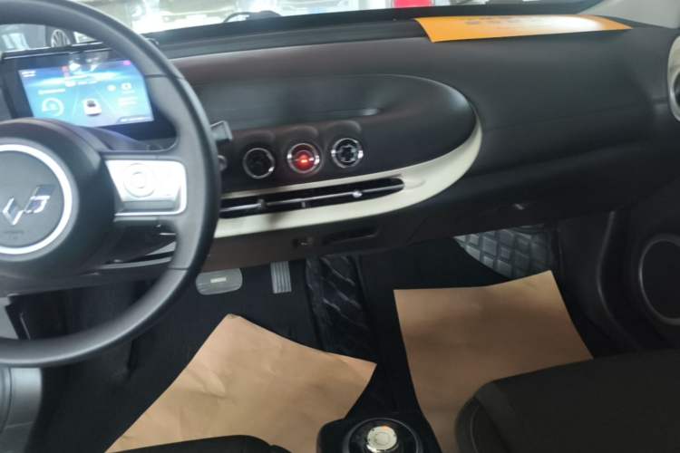 Used Wuling Bingo 2023 203km Light Edition Audio And AC Panel