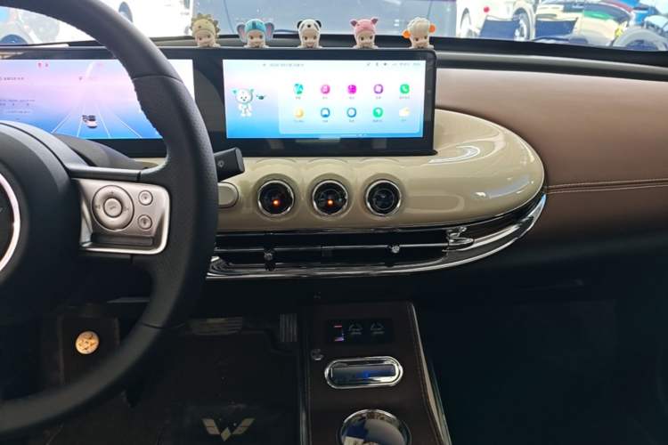 Used Wuling Bingo 2023 410 km Lingxi Deluxe Edition Audio And AC Panel