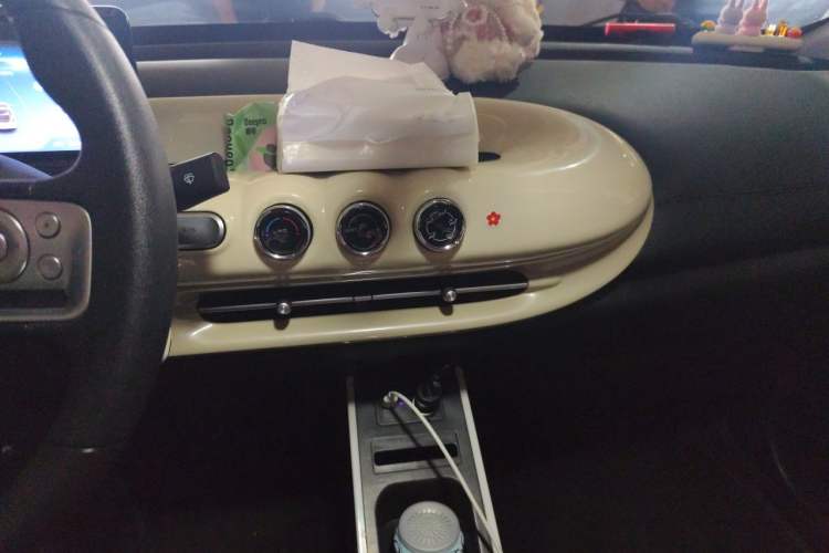 Used Wuling Bingo 2023 203km Light Edition Audio And AC Panel