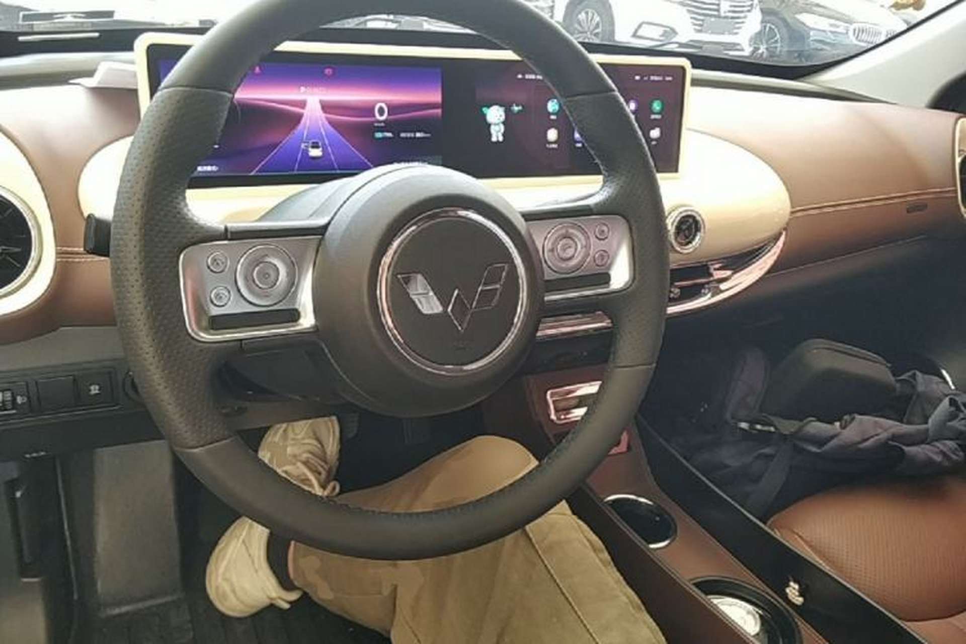 Used Wuling Bingo 2023 333 km Lingxi Connected+ Version Center Console