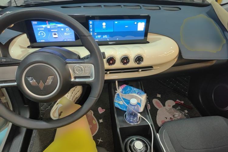 Used Wuling Bingo 2023 333 km Fast-Share Version Center Console