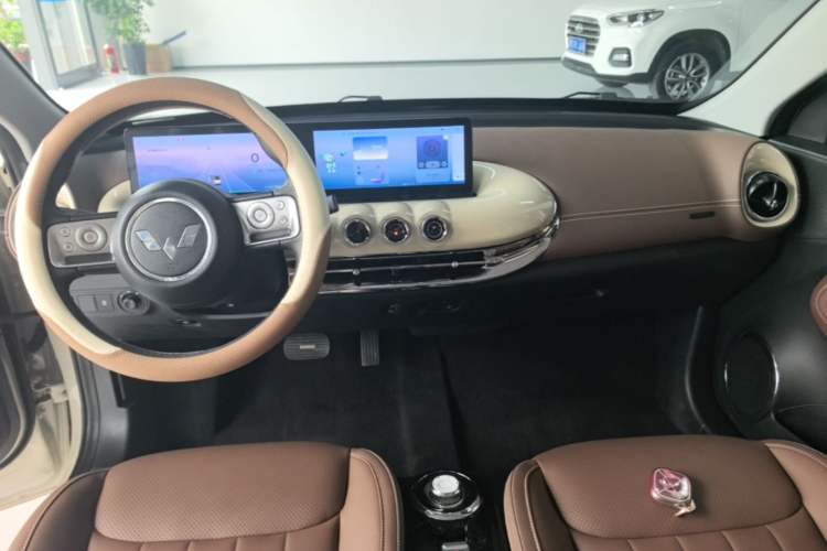 Used Wuling Bingo 2023 333 km Lingxi Connected+ Version Center Console