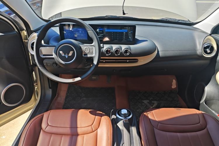 Used Wuling Bingo 2023 333 km Fast-Share Version Center Console