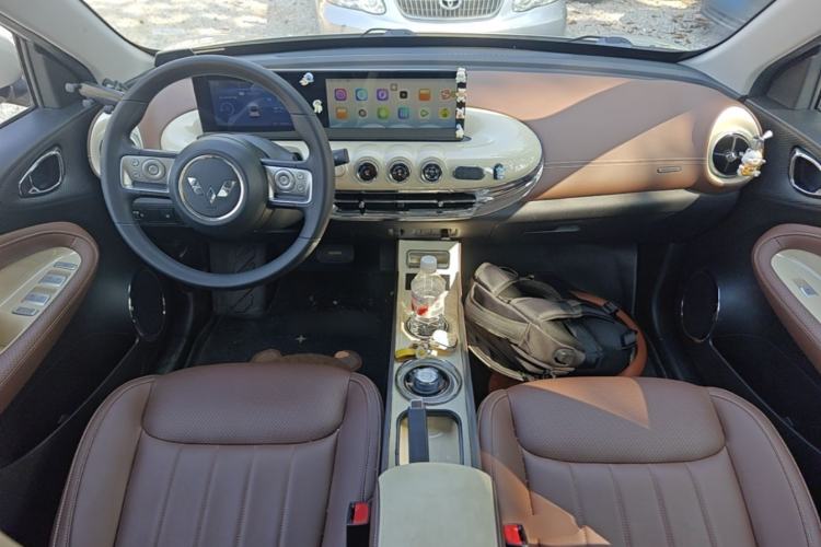 Used Wuling Bingo 2023 203km Comfort Edition Center Console
