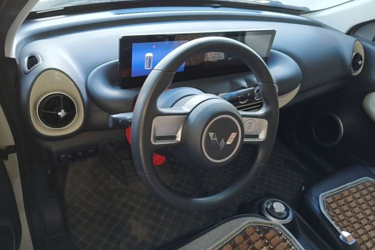 Used Wuling Bingo 2023 333 km Fast-Share Version Center Console