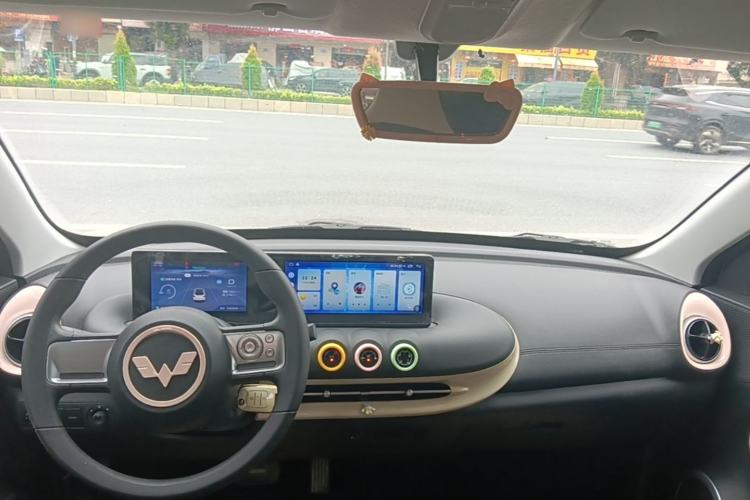 Used Wuling Bingo 2023 333 km Fast-Share Version Center Console