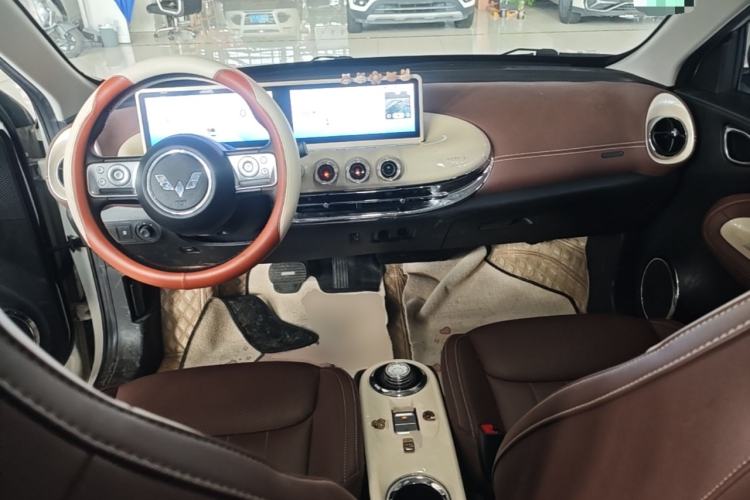Used Wuling Bingo 2023 333 km Lingxi Connected+ Version Center Console