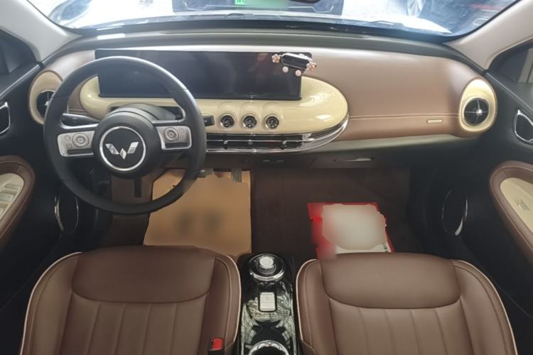Used Wuling Bingo 2023 333 km Lingxi Connected+ Version Center Console