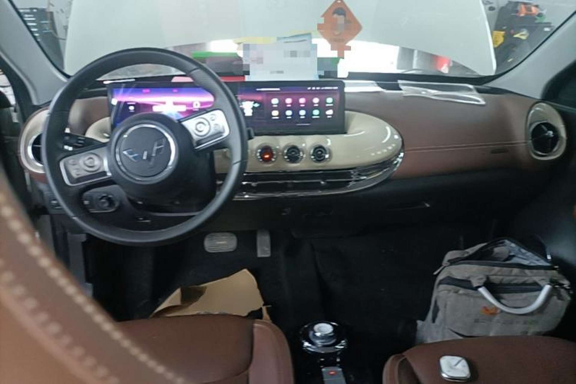 Used Wuling Bingo 2023 333 km Lingxi Connected Version Center Console