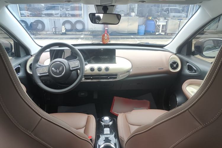 Used Wuling Bingo 2023 333 km Lingxi Connected Version Center Console