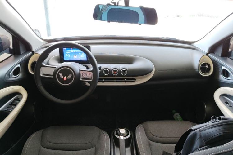 Used Wuling Bingo 2023 203km Light Edition Center Console
