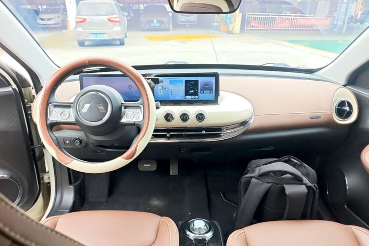 Used Wuling Bingo 2023 333 km Lingxi Connected+ Version Center Console