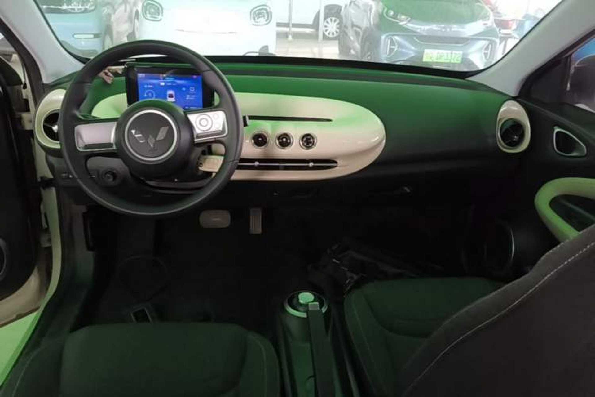 Used Wuling Bingo 2023 203km Light Edition Center Console