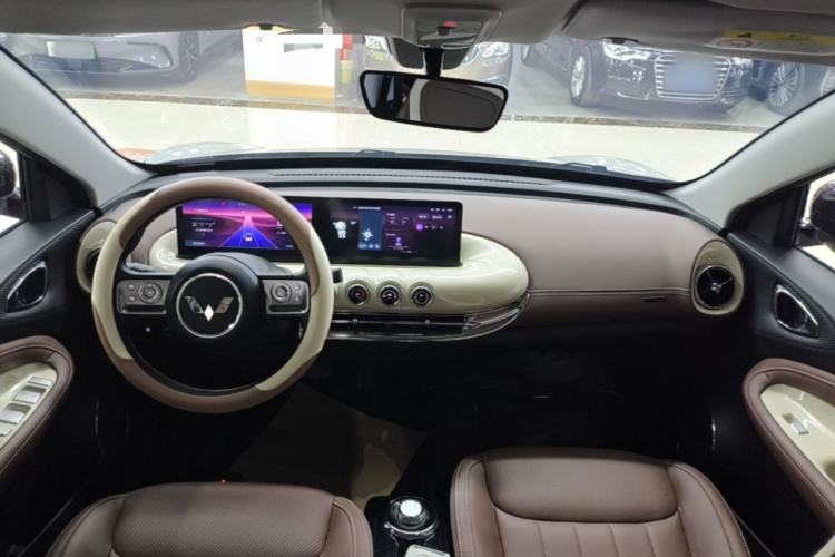 Used Wuling Bingo 2023 333 km Lingxi Connected+ Version Center Console