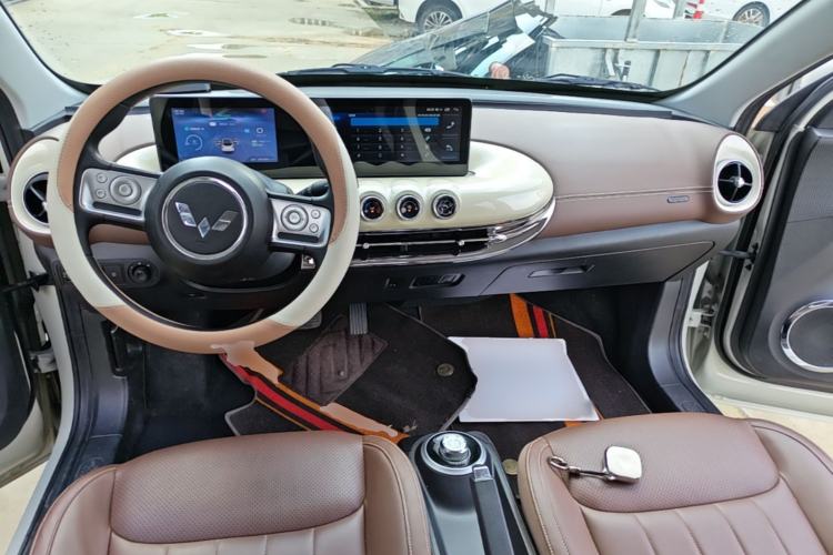 Used Wuling Bingo 2023 203km Comfort Edition Center Console