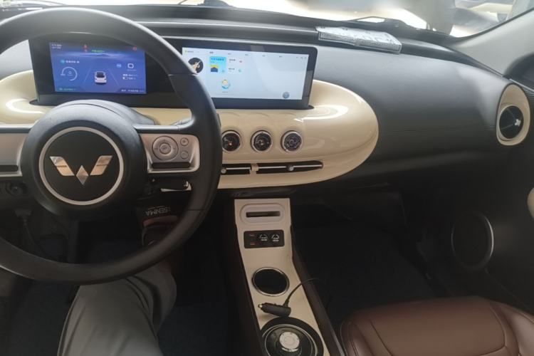 Used Wuling Bingo 2023 333 km Fast-Share Version Center Console