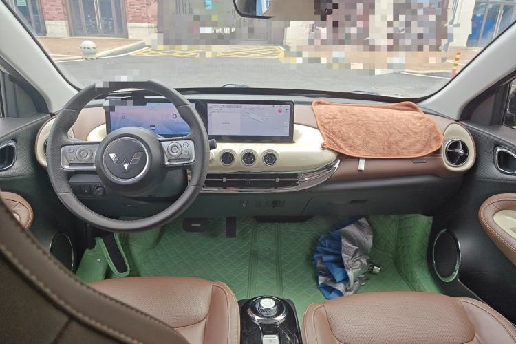 Used Wuling Bingo 2023 333 km Lingxi Connected Version Center Console