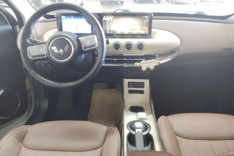 Used Wuling Bingo 2023 203km Comfort Edition Center Console