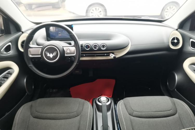 Used Wuling Bingo 2023 333 km Fast-Share Version Center Console