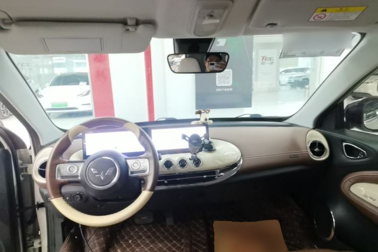 Used Wuling Bingo 2023 333 km Lingxi Connected+ Version Center Console