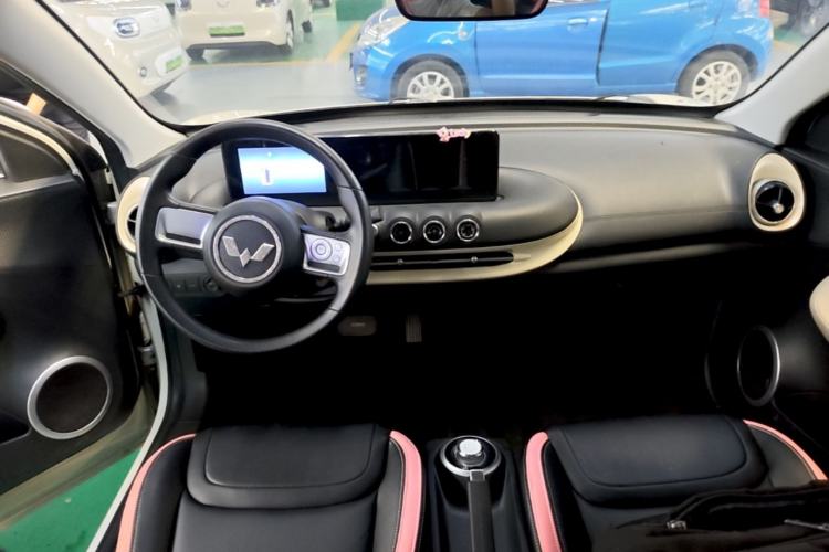 Used Wuling Bingo 2023 333 km Fast-Share Version Center Console