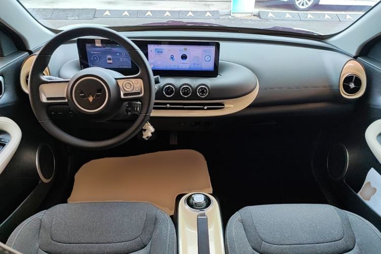 Used Wuling Bingo 2023 203km Light Edition Center Console