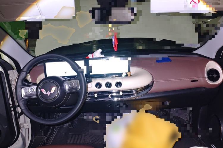 Used Wuling Bingo 2023 333 km Lingxi Connected+ Version Center Console